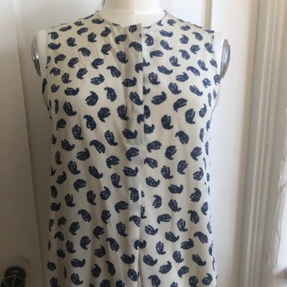 GEORGIO ARMANI LIGHT SLEEVELESS SILK TOP
